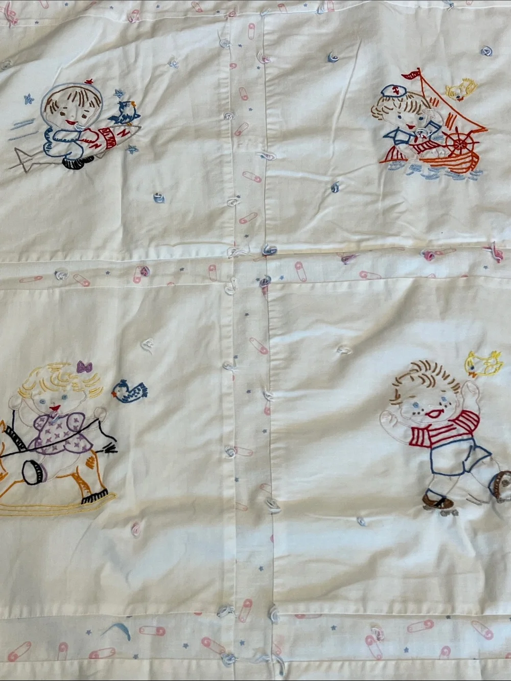 Vintage Floor Blanket - tummy time, baby blanket, quilt, 39x53”, embroidered